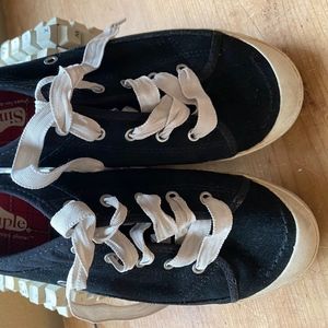 SIMPLE Brand old school sneakers